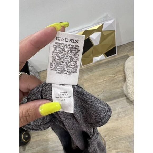 Pink VS Milwaukee Brewers Women's Athletic Top - Picture 4 of 4